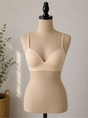 Soma Nude Wireless Light Support Bra